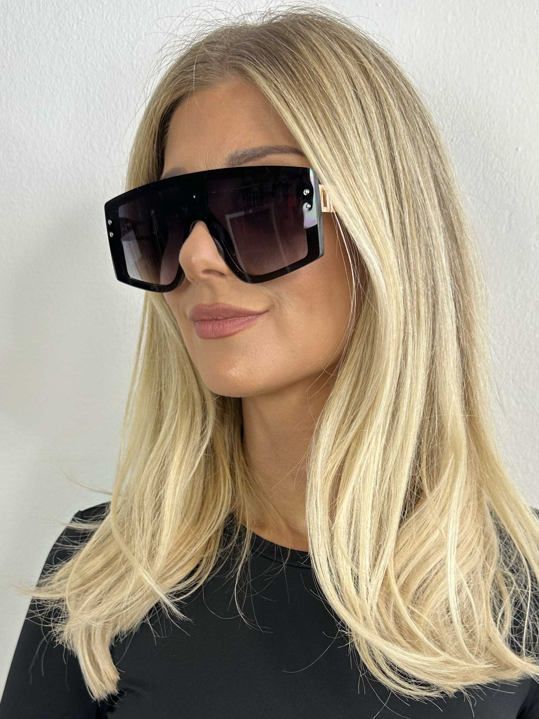 Carolin - Seje solbriller med guldstel